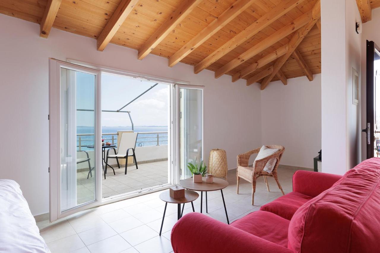 The Island Life Apartments By Konnect, Ipsos Beach Exterior photo
